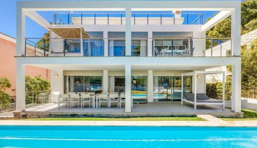 Six-Bedroom House