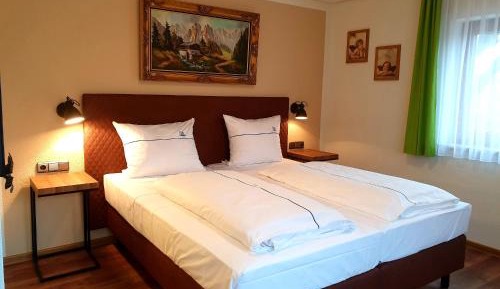 Large Double Room