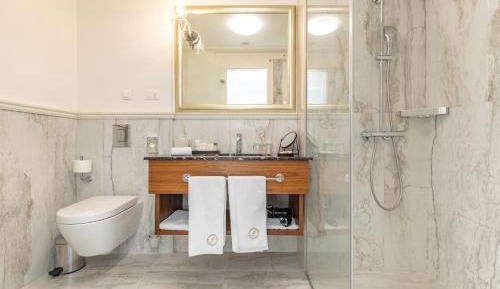 Superior Single Room with Free Spa Access