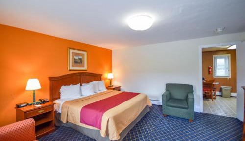 Deluxe Queen Room