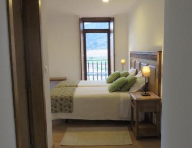 Double or Twin Room with Private Bathroom