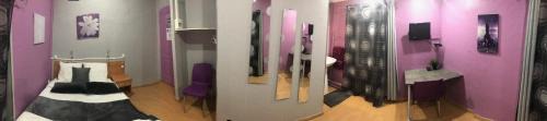 Double Room with Shared Toilet
