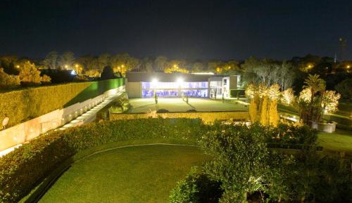 Suite with Garden View