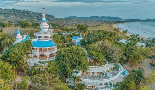 Deluxe Double Room with Balcony and Sea View