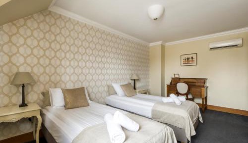 Classic Twin Room