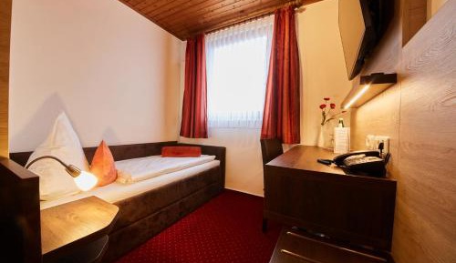 Economy Single Room