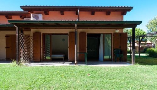 One-Bedroom Apartment (4 Adults)