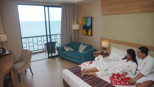Premier King Room with Sea View