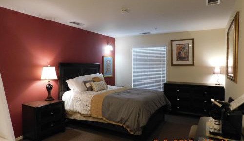 Queen Room with Spa Bath