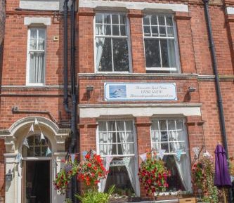 Twin Room (1st Floor)