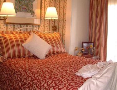 Double Room with Shared Bathroom