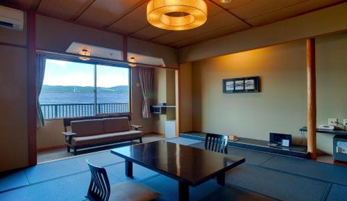 Japanese-Style Economy Room - Smoking