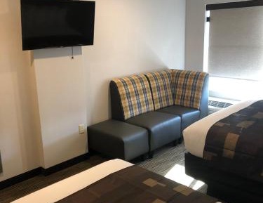 Deluxe Queen Room with Two Queen Beds