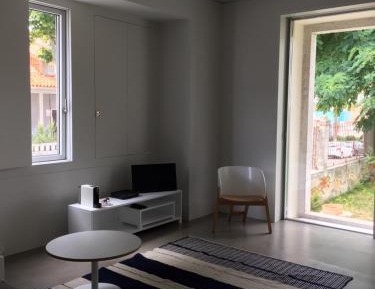 Apartment with Garden View