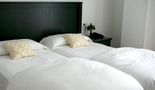 Twin Room with City View