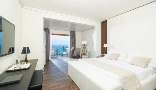 Deluxe Double Room with Sea View