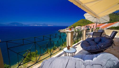Villa with Sea View
