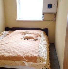 Single Room with Shared Bathroom