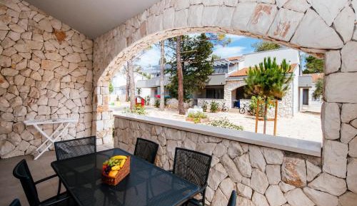 Superior Two-Bedroom Apartment (6 Adults)