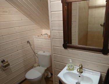 Quadruple Room with Private Bathroom