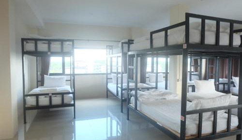 Bunk Bed in Mixed Dormitory Room