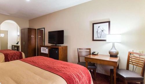 Queen Room with Two Queen Beds - Non-Smoking