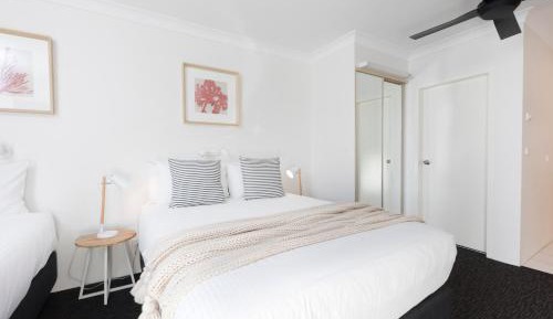 Standard Queen Room