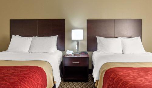 Queen Room with Two Queen Beds - Non-Smoking