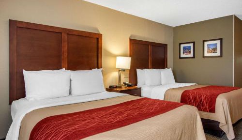 Queen Room with Two Queen Beds - Non-Smoking