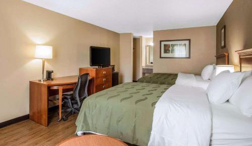 Queen Room with Two Queen Beds - Non-Smoking