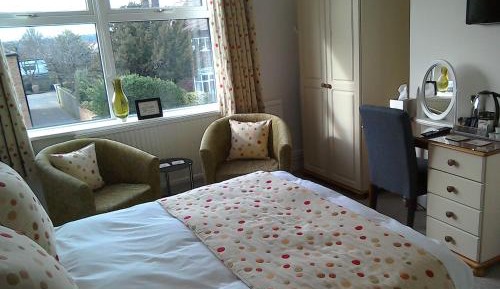 Double or Twin Room with City View