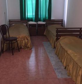 Economy Triple Room
