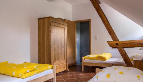 Triple Room with Bathroom