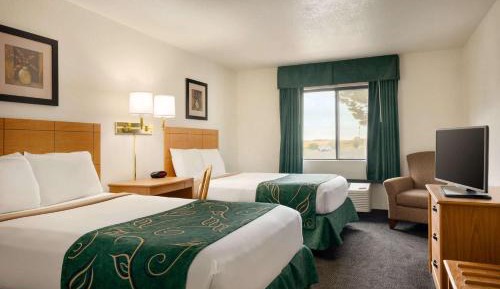 Double Room with Two Double Beds - Non-Smoking