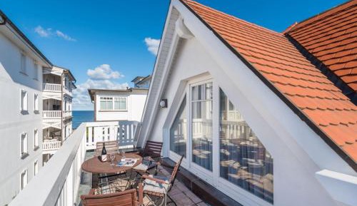 Junior Suite with Balcony