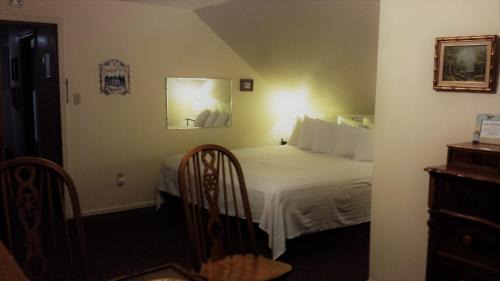 Three-Bedroom Suite