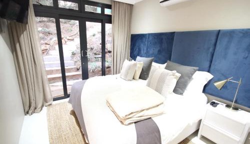 Queen Room with Garden View