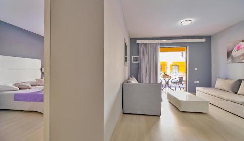 One-Bedroom Apartment - All Inclusive