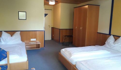 Triple Room with Private Bathroom
