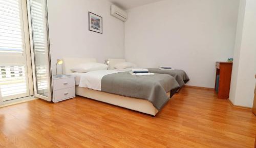 Double or Twin Room with Terrace