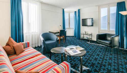 Junior Suite with Lake View