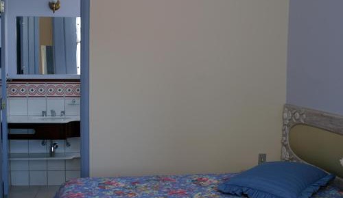 Double or Twin Room with Private Bathroom