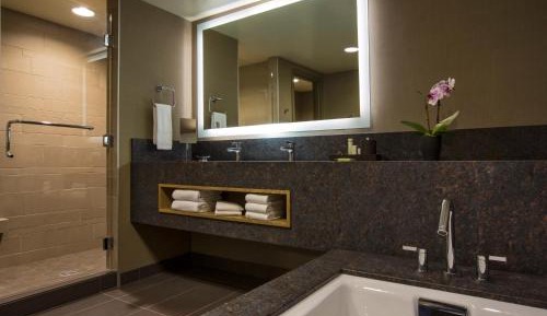Family King Suite