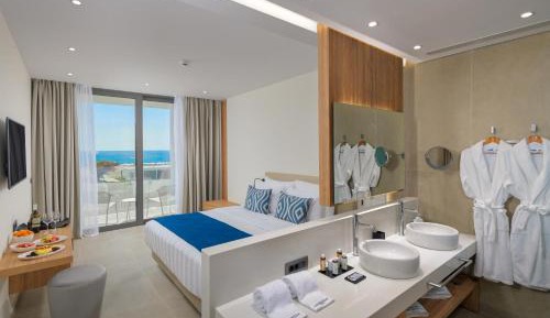 Suite with Sea View