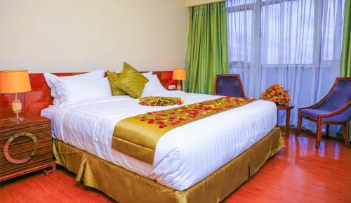 Deluxe King Room