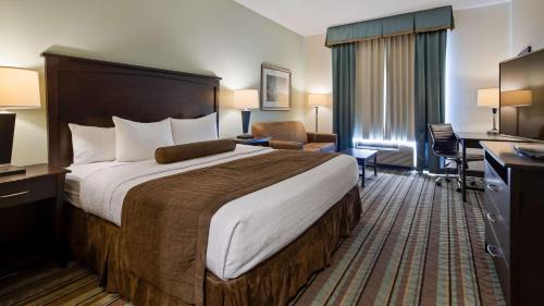 King Suite with Sofa Bed - Non-Smoking