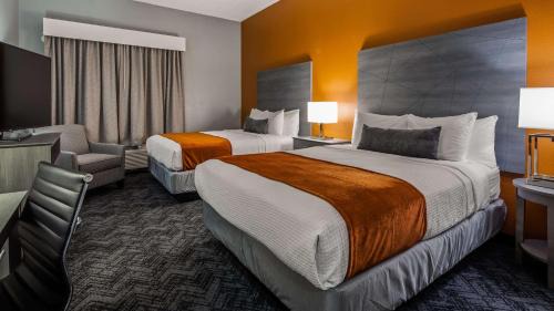 Queen Room with Two Queen Beds