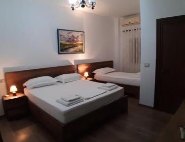 Economy Triple Room