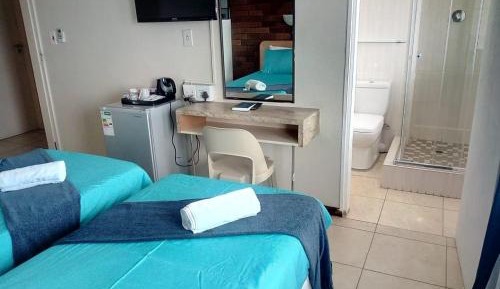 Twin Room with Bathroom