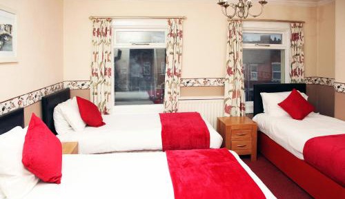 Triple Room with Bathroom